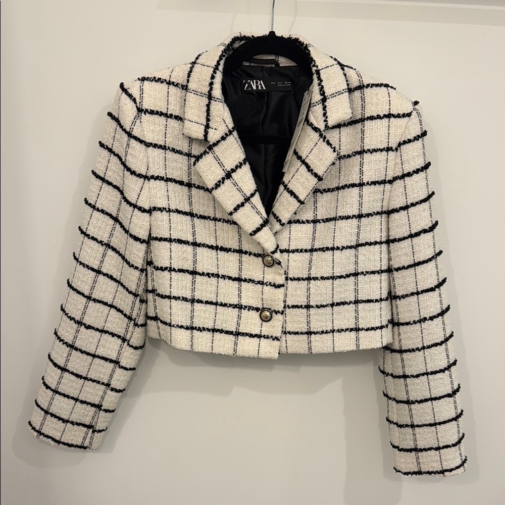 Zara Black and White Cropped Blazer with Windowpane Check